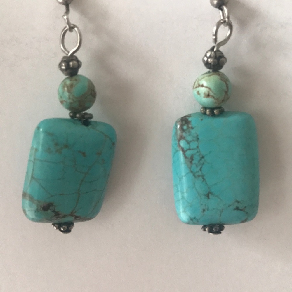 🌻Turquoise dangling earrings